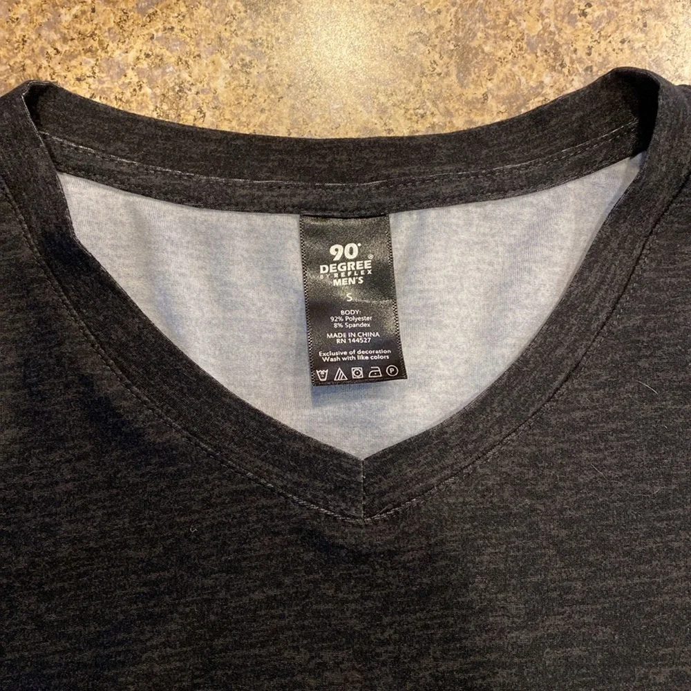 90 Degree By Reflex Men’s Soft V Neck Tee Small Dark Gray or Gray and Black - Picture 3 of 13